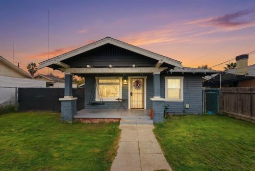 1426 E Patterson Ave, Fresno, CA, 93728-3622 | Card Image