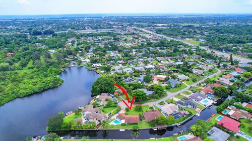 6797 Bayshore Dr, Lake Worth, FL, 33462-3901 | Card Image
