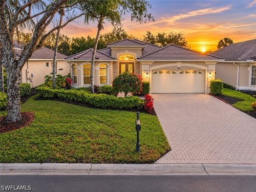 4828 Cerromar Dr, NAPLES, FL, 34112-7916 | Card Image
