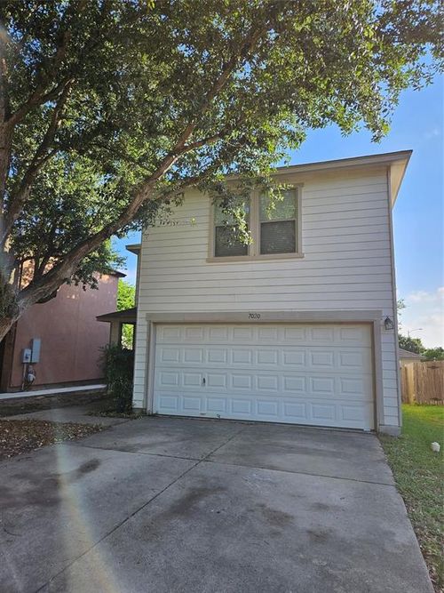 7020 Doyal Dr, Austin, TX, 78747-3902 | Card Image