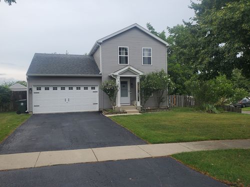 452 E Castlebar Ct, Round Lake Beach, IL, 60073-4894 | Card Image