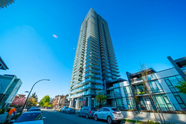 2402 - 6699 Dunblane Avenue, Condo with 3 bedrooms, 2 bathrooms and 1 parking in Burnaby BC | Image 4