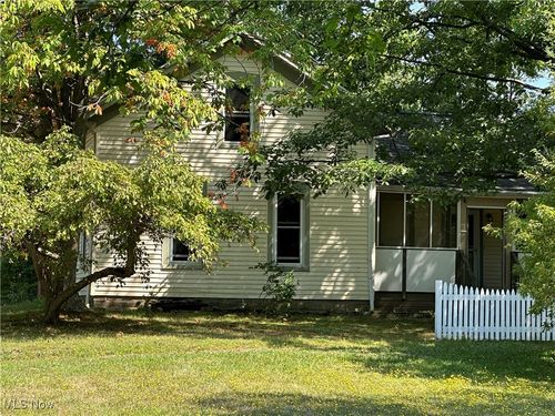 7927 Madison Rd, Thompson, OH, 44086-9742 | Card Image