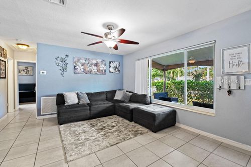 5554 Sw 6th St, Margate, FL, 33068-2902 | Card Image