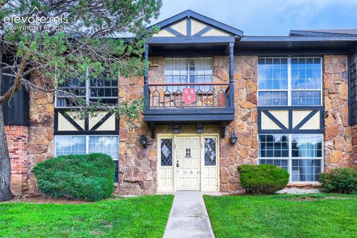 107-2902 Airport Rd, Colorado Springs, CO, 80910-3052 | Card Image