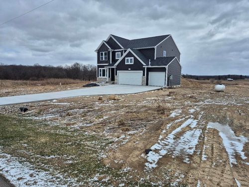 7105 Gibson Dr, Middleville, MI, 49333 | Card Image