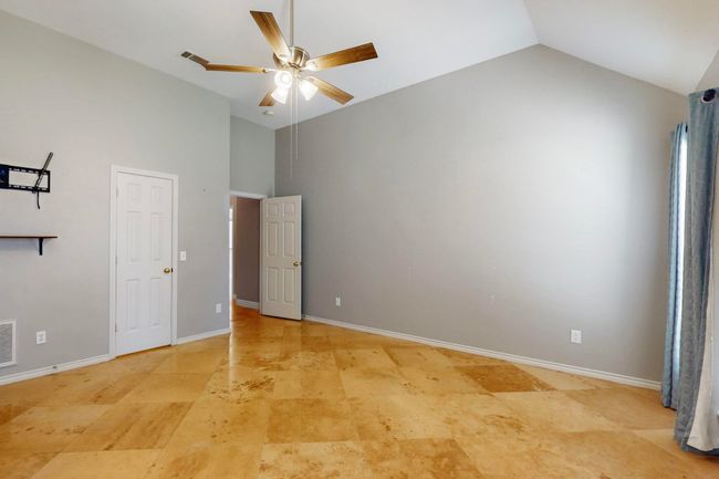 622 Meadowcrest Dr, House other with 3 bedrooms, 2 bathrooms and null parking in Highland Village TX | Image 19