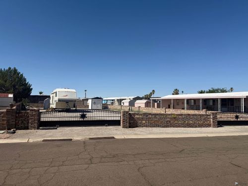 13883 E Fortuna Palms Dr, Yuma, AZ, 85367-7427 | Card Image