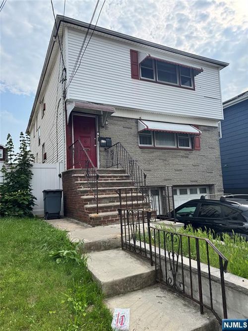 43 Tremont Ter, Irvington, NJ, 07111-3709 | Card Image