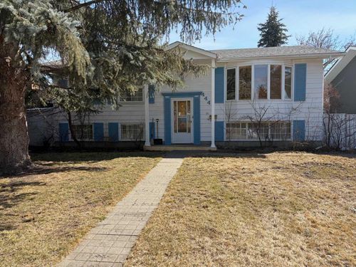 444 Woodland Cres Se, Calgary, AB, T2J1J9 | Card Image