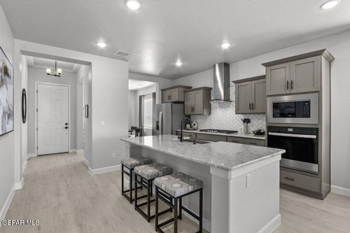 13029 Bucklebury Dr, El Paso, TX, 79928-6110 | Card Image
