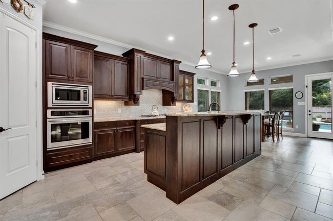 514 Chirping Sparrow Ct, House other with 4 bedrooms, 4 bathrooms and 3 parking in Pinehurst TX | Image 14