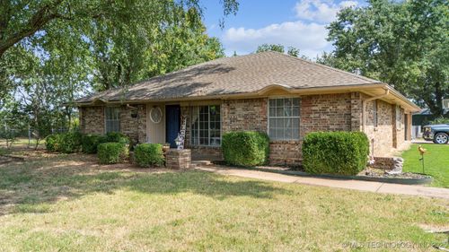 15353 S 193rd East Ave, Broken Arrow, OK, 74014-6437 | Card Image