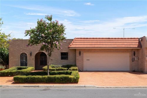 316 Uvalde Ave, McAllen, TX, 78503-3054 | Card Image