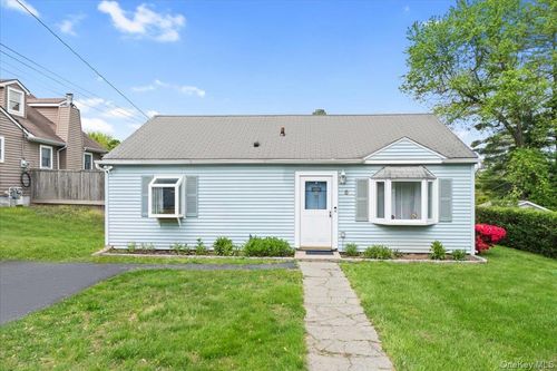 8 Cayuga Drive, Peekskill, NY, 10566 | Card Image
