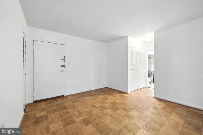 APT-504 - 922 24 Th St Nw, Condo with 2 bedrooms, 1 bathrooms and null parking in WASHINGTON DC | Image 6
