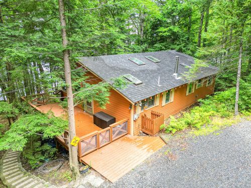 127 Hight Road, Mount Vernon, ME, 04352 | Card Image