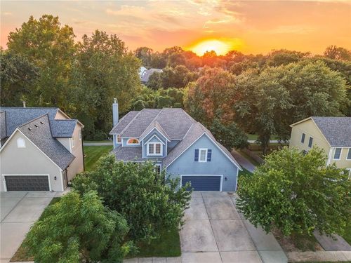 1100 Silverleaf Ln, Liberty, MO, 64068-8496 | Card Image