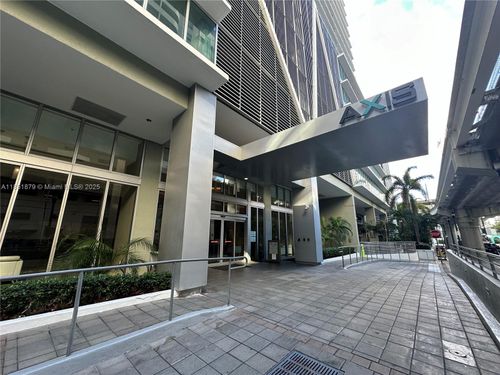 2520-n-1111 Sw 1st Ave, Miami, FL, 33130-5401 | Card Image