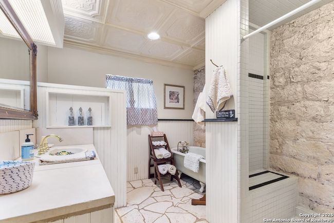 SUITE BATH | Image 24