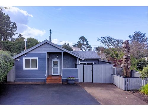 1626 Nw 21st St, Lincoln City, OR, 97367-3809 | Card Image