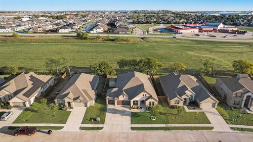 237 Chesapeake Dr, Forney, TX, 75126-2280 | Card Image