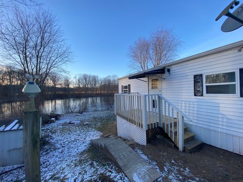 17-252 Old Canterbury Turnpike, Norwich, CT, 06360 | Card Image