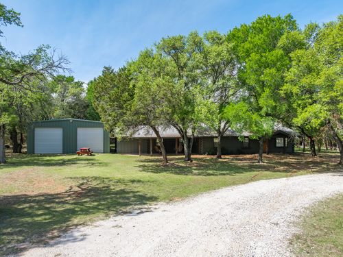 2731 Garrett Ln, China Spring, TX, 76633-2821 | Card Image