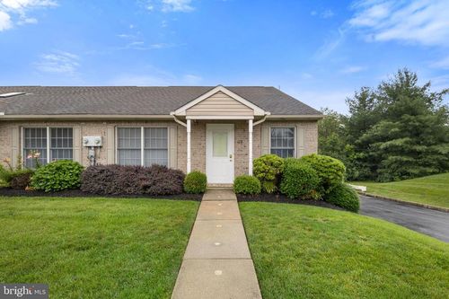 113-113 Lookout Ct, York, PA, 17408-2234 | Card Image