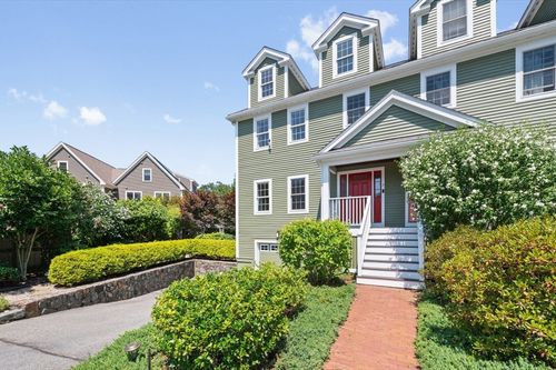 7-7 Sherman Pl, Winchester, MA, 01890-1559 | Card Image