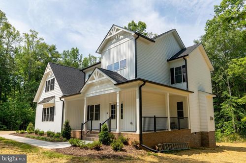 29 Dove Ct, BUMPASS, VA, 23024-4764 | Card Image