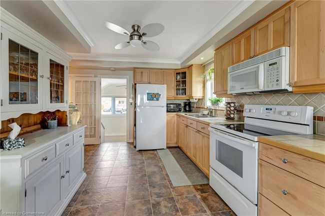 968 S Coast Dr, House other with 2 bedrooms, 1 bathrooms and 2 parking in Nanticoke ON | Image 7