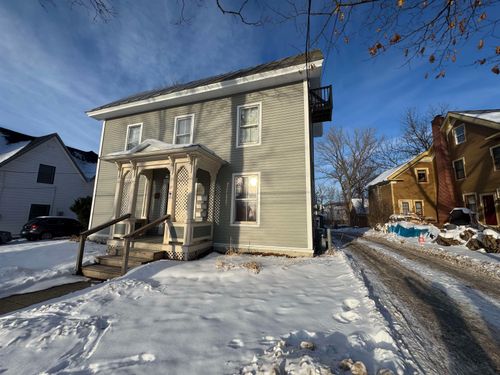 27 Upper Welden St, Saint Albans, VT, 05478-2095 | Card Image