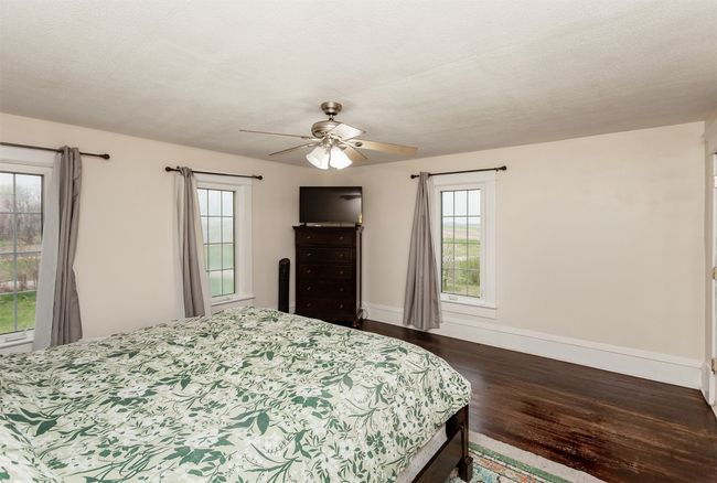 5825 G24 Hwy, Home with 7 bedrooms, 4 bathrooms and null parking in Carlisle IA | Image 21
