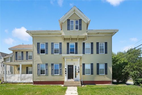 62 Conant Street, Pawtucket, RI, 02860 | Card Image