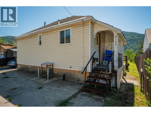 2177 Valleyview Dr, Trail, BC, V1R3B4 | Card Image