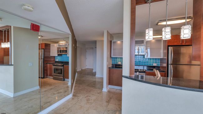 526 Pacific Ave, Condo with 2 bedrooms, 2 bathrooms and null parking in Atlantic City NJ | Image 5