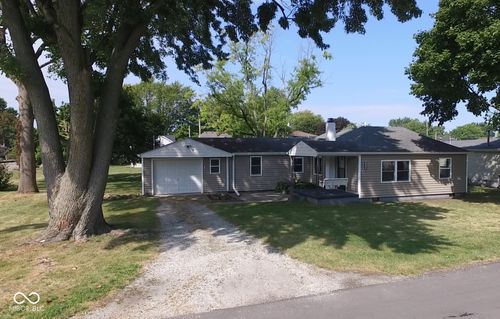 608 Mill St, Tipton, IN, 46072-1052 | Card Image