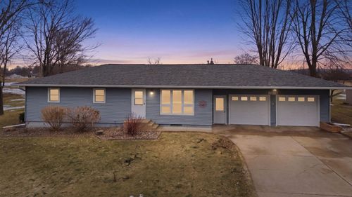 32814 Spunk Tree Cir, Avon, MN, 56310-9626 | Card Image