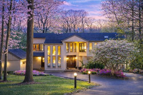 139 Pascack Rd, Pearl River, NY, 10965-1624 | Card Image