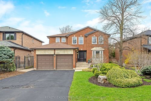 3099 Hickling Court, Mississauga, ON, L5N4X9 | Card Image