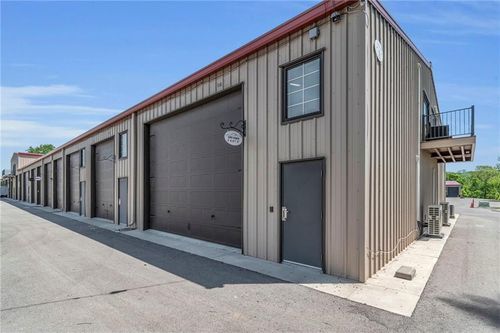 29230 W 83rd St, De Soto, KS, 66018 | Card Image