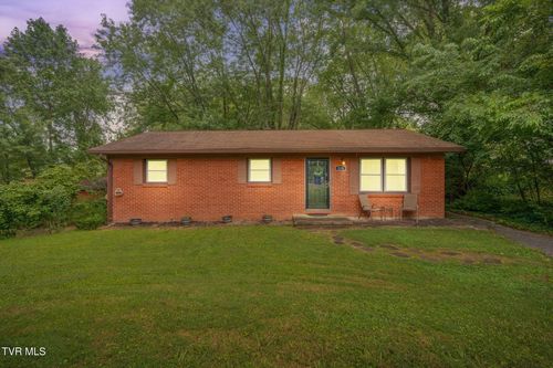 223 Timber Ridge Rd, Jonesborough, TN, 37659-5806 | Card Image