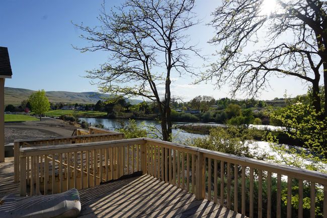 68703 W Island View Pr Nw, Home with 2 bedrooms, 1 bathrooms and null parking in Prosser WA | Image 4