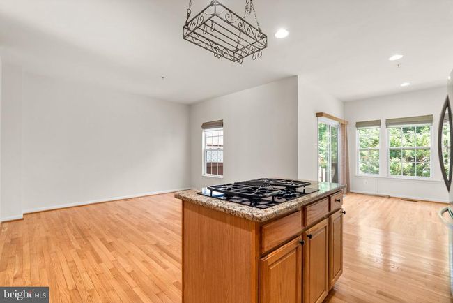 9956 Fragrant Lilies Way, Townhouse with 3 bedrooms, 3 bathrooms and null parking in LAUREL MD | Image 14