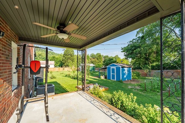 461 S Shady Ave, House other with 3 bedrooms, 3 bathrooms and null parking in Damascus VA | Image 31