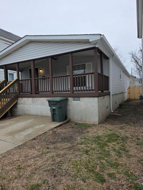 2015 Caspian Ave, Atlantic City, NJ, 08401-3018 | Card Image