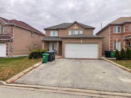 bsmt-18 Fenflower Crt, Brampton, ON, L7A1H3 | Card Image