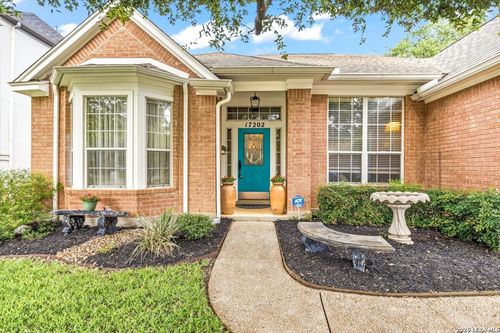 17202 Blanco Oaks, San Antonio, TX, 78248-2619 | Card Image