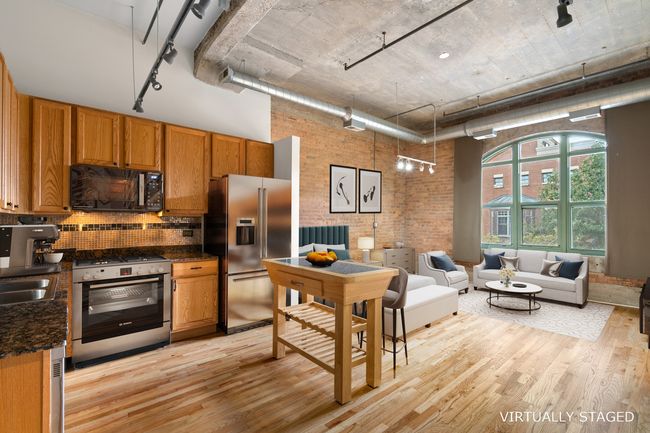 APT-211 - 2001 Calumet Ave, Home with 0 bedrooms, 1 bathrooms and 1 parking in CHICAGO IL | Image 11